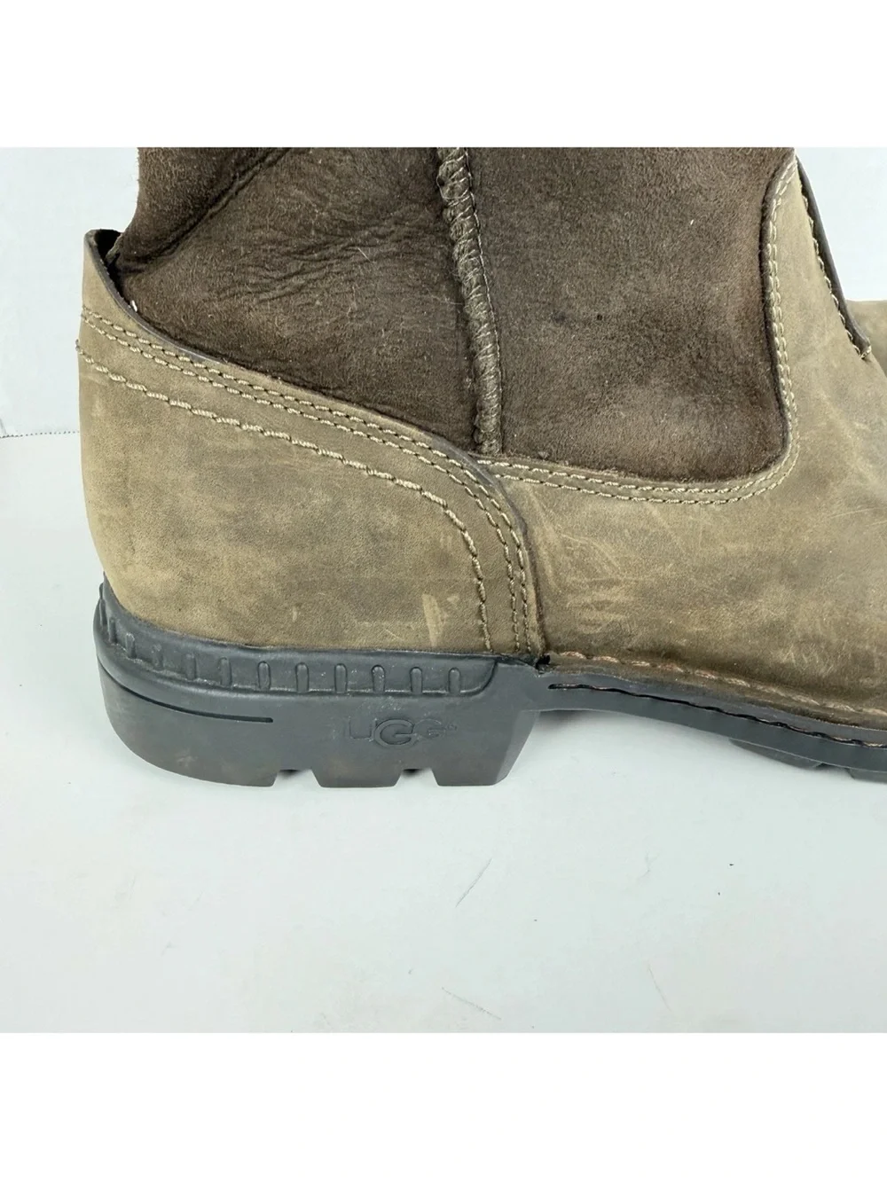 UGG Hartsville Sheepskin Brown Leather Lined Pull On Boots 5626 Mens Size 13